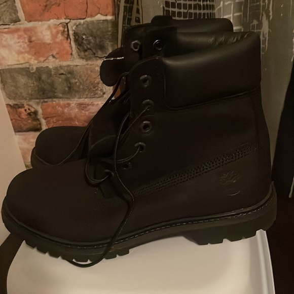 Timberlands - Picture 5 of 5